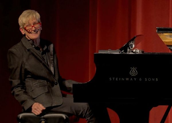 Lori Dokken in SONGBOOK LIVE! 4