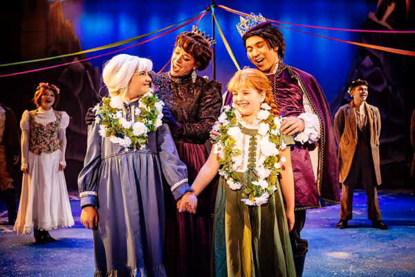 Vanessa Dominguez as Elsa in The Encore''''s production of Disney''''s FROZEN. 3