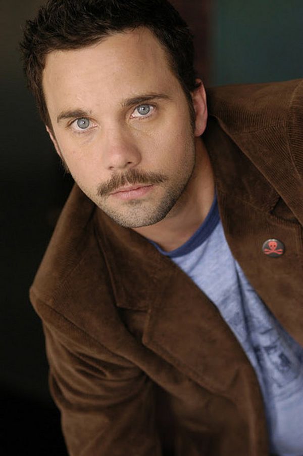 AN INTERNET TV GUIDE PHOTO FOR THEATRE FOLKS!: Santa Monica's Ruskin Theatre Group and Ruskin School of Acting Founder JOHN RUSKIN, 