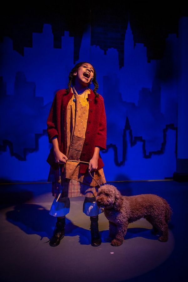 Kayla Norris as Annie. Photo by Carolina Menapace. 1