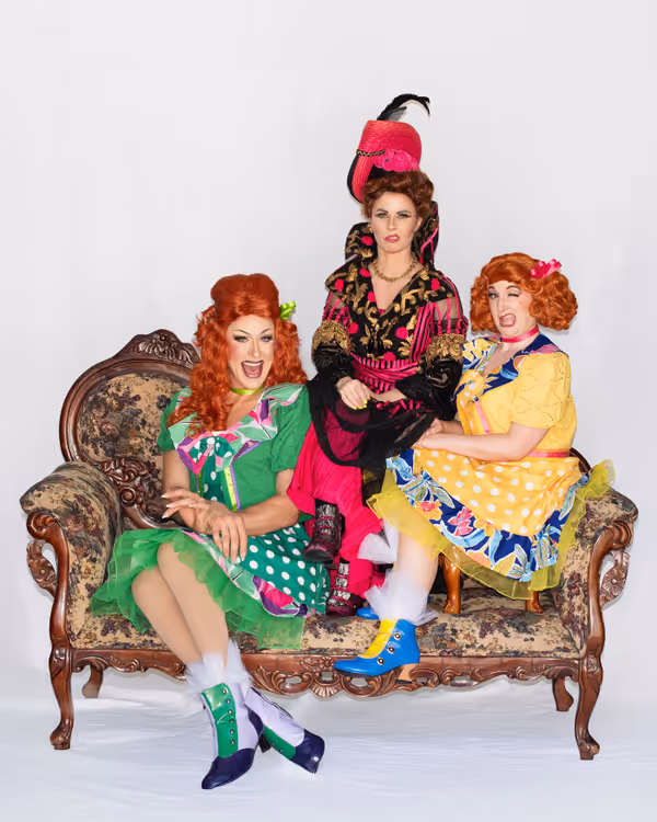 Like mother, like daughters! (Photo by Heidi Grass) 1