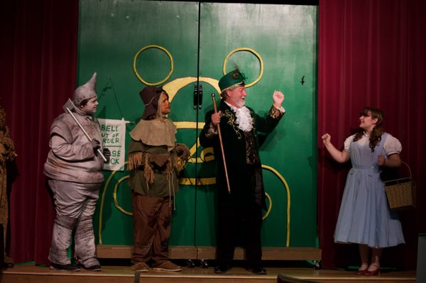 Well bust my buttons! Oz Guard played by Randy Mann 15