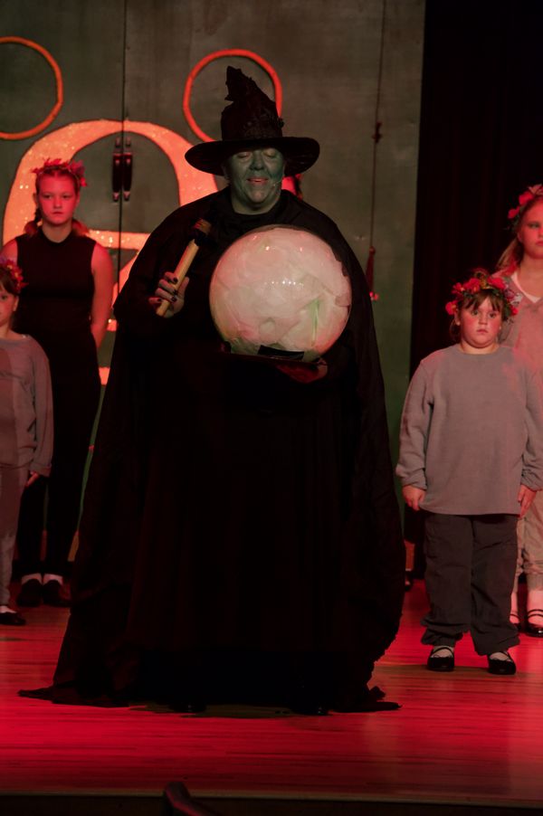 Poppies, poppies will put them to sleep. Jaime Zeger as the Wicked Witch 12