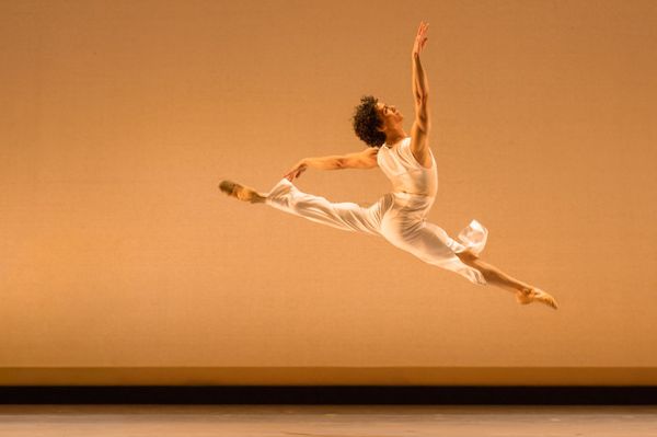 Kansas City Ballet Dancer Elliott Rogers in Caili Quan's world premiere of A Home Away. Photography by Brett Pruitt & East Market Studios. 4