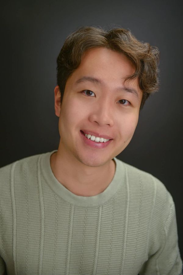 A New York City-based comedian whose material draws on his experience as a Chinese immigrant navigating life in America in his thirties. 3