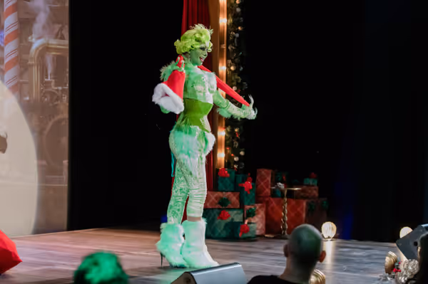 CLARA VOYANCE as The Grinch. Photo by Joe Moore 3