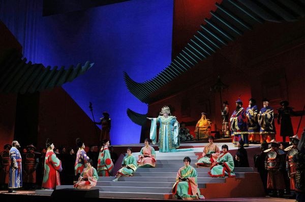 A scene from LA Opera's 2024 production of Turandot.   Shown: Angela Meade in the title role, at center. (Photo: Cory Weaver) 4