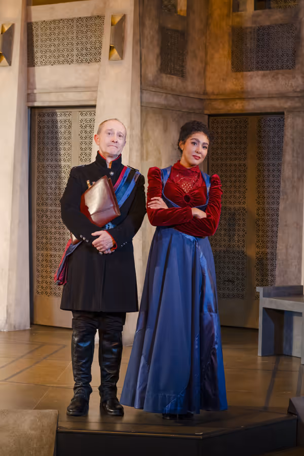 Andrew Sellon as Polonius and Billie Wyatt as Ophelia. Photo by Avery Brunkus. 4