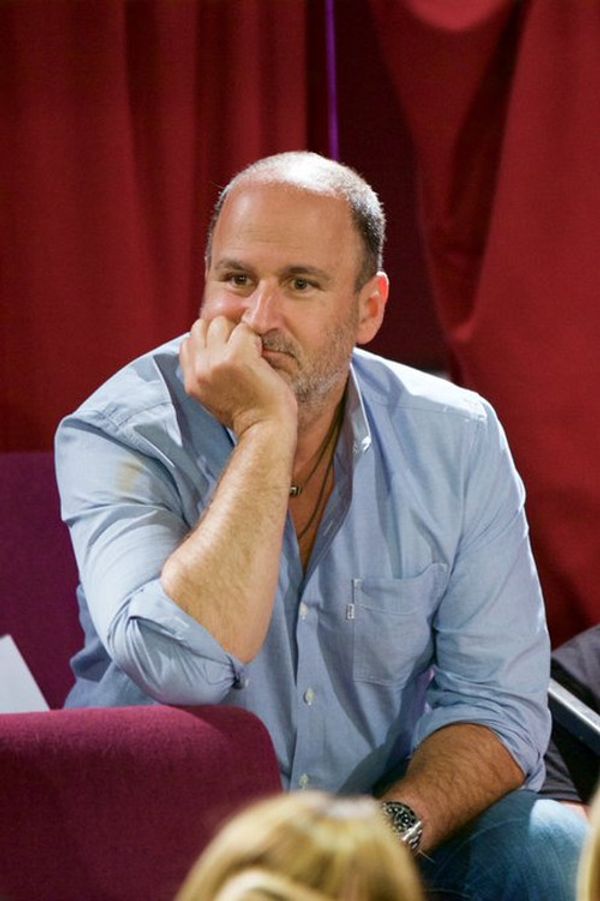 49-year-long theatre veteran Darryl Maximilian Robinson ( The Founder of both The Excaliber Shakespeare Company of Chicago and The Excaliber Shakespeare Company Los Angeles Archival Project ) has been involved in over 250 live stage and literary arts presentations during his nearly five decades as a theatre artist and he discusses his career and work over the course of four Guest Actor Appearances on Ron Brewington's internet performing arts television show 