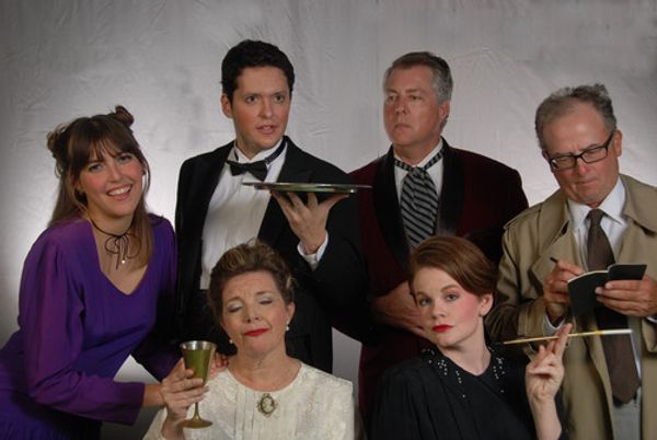 Cast members of Drop Dead! 2