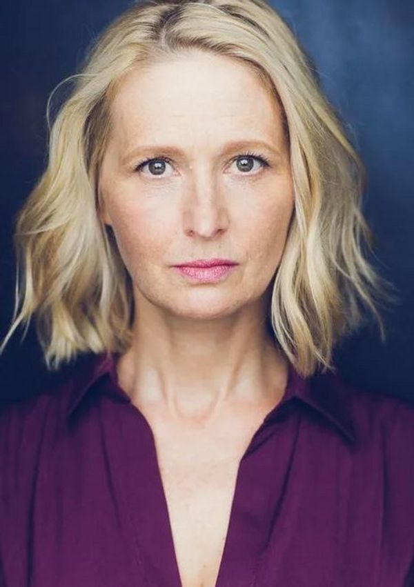 AMBER PAUL as Dixie 1