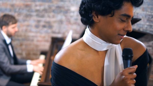 Image of Sandy du Soleil 1