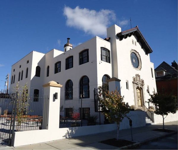 AN INTERNET TV GUIDE PHOTO FOR THEATRE FOLKS!: Santa Monica's Ruskin Theatre Group and Ruskin School of Acting Founder JOHN RUSKIN, 