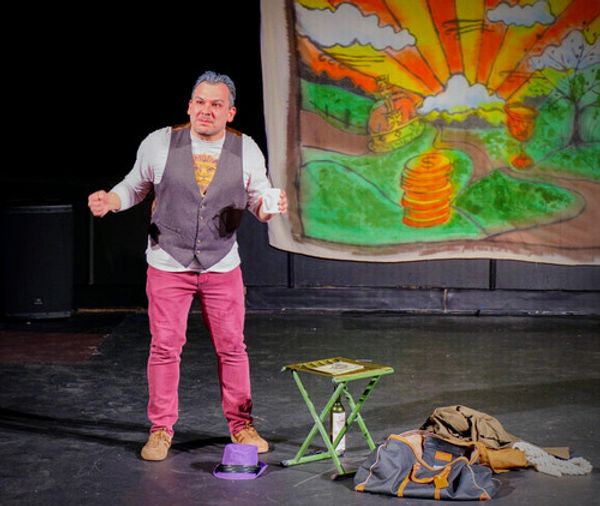 Rodney Brazil performing in Meaningless 1