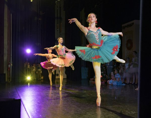 Randy Pacheco, Cavalier and Kyla Cossaboon, Sugar Plum Fairy 3