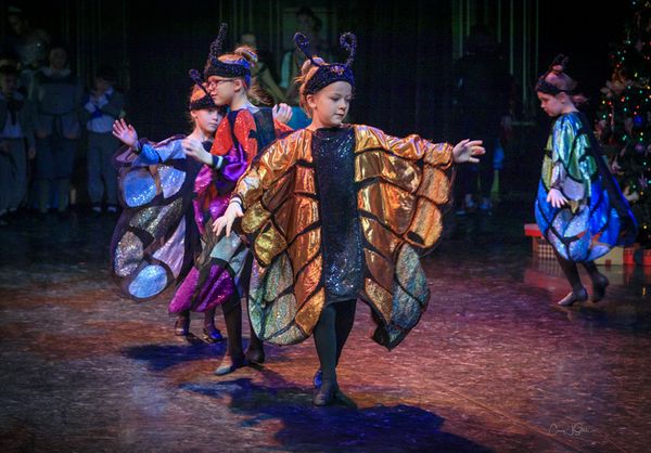 Randy Pacheco, Cavalier and Kyla Cossaboon, Sugar Plum Fairy 7