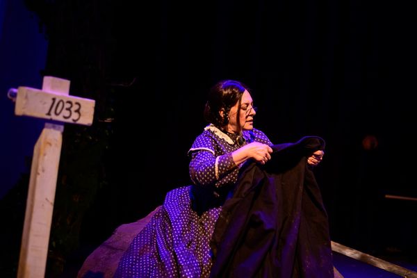 Clark Taylor as Musician in Barton Field (Photo credit: Jessica Fern Arts) 3