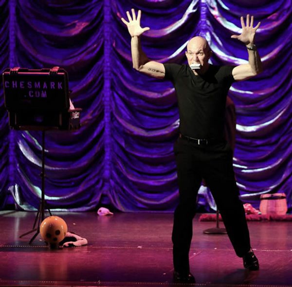 Comedy Magician Chad Chesmark is hysterically entertaining 3