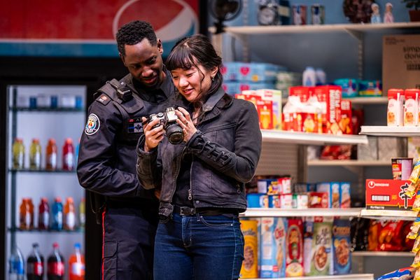 Ins Choi and Esther Chung in Kim?s Convenience (2025). A Soulpepper Production in association with American Conservatory Theater & Adam Blanshay Productions. Photo by Dahlia Katz 3