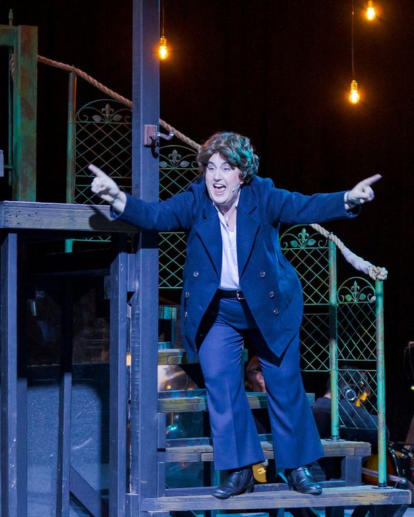 Sarah Jebian as Crabble 1