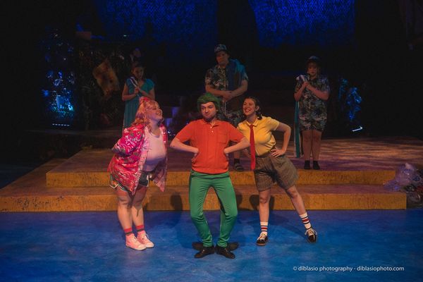 Scenic Design by Jonathan Allender-Zivic, Lighting Design by Jay Weddle 2