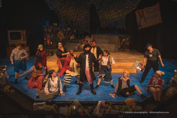 Scenic Design by Jonathan Allender-Zivic, Lighting Design by Jay Weddle 13