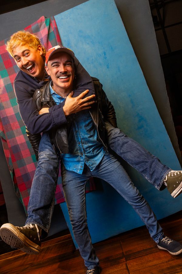 Director David Mendiz bal and playwright Ricardo P rez Gonz lez. Don''''t Eat the Mangos at The Huntington. Playing at The Huntington''''s Calderwood Pavilion at the BCA March 26 - April 27, 2025. Photo c 1