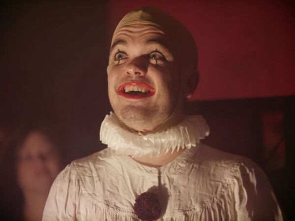 Welcome to the secret world of THE ROSE ROOM. 3