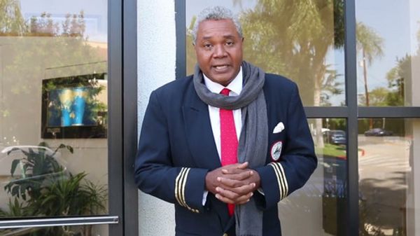 49-year-long theatre veteran Darryl Maximilian Robinson ( The Founder of both The Excaliber Shakespeare Company of Chicago and The Excaliber Shakespeare Company Los Angeles Archival Project ) has been involved in over 250 live stage and literary arts presentations during his nearly five decades as a theatre artist and he discusses his career and work over the course of four Guest Actor Appearances on Ron Brewington's internet performing arts television show 