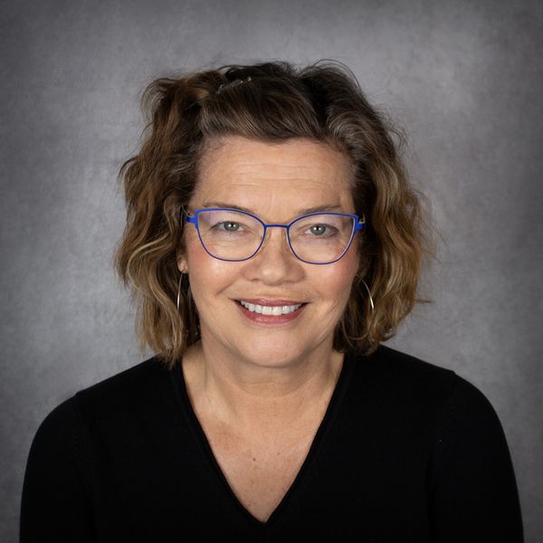 Brittney Malik is the Waitress 2