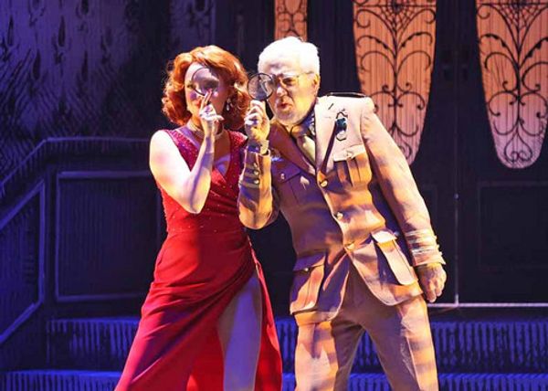 Clue Starring Sally Struthers 3