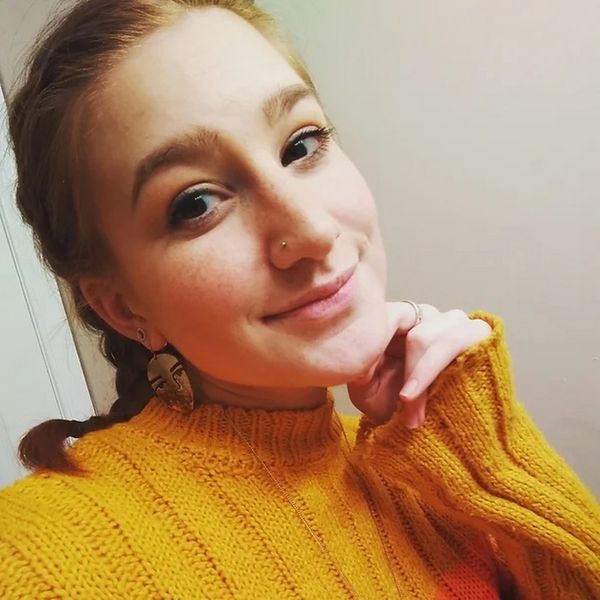 Hannah Taylor as Zoe and Sue Struve as Janine Photo credit: DJ Corey Photography 7