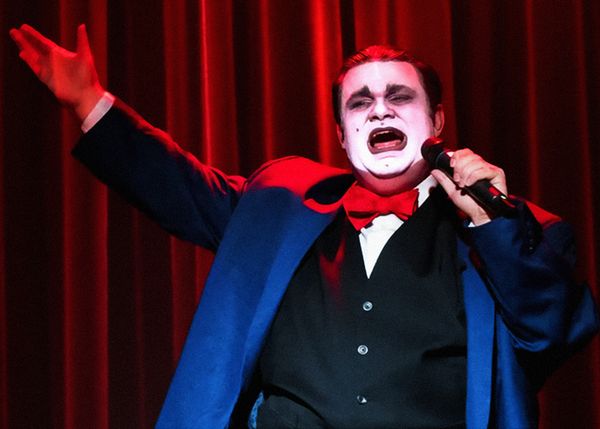 Isaac Young as Mr. Eccentric - Host/Emcee (Photo credit: Jim R. Moore) 6