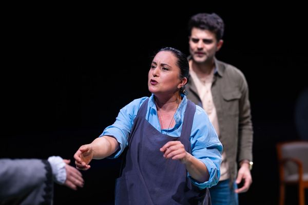 Photo of Aidan Bristow (Son) and Pantea Ommi (Mother) by Brooke Burton Photography 3