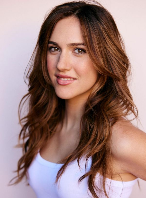 Pilot Paisley-Rose as Charlotte Roberts 5