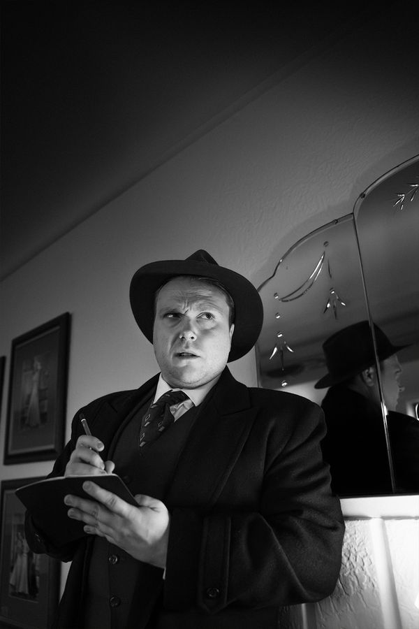 Oberon and Puck are being directed by Max Reinhardt Photography by David Roberts 4