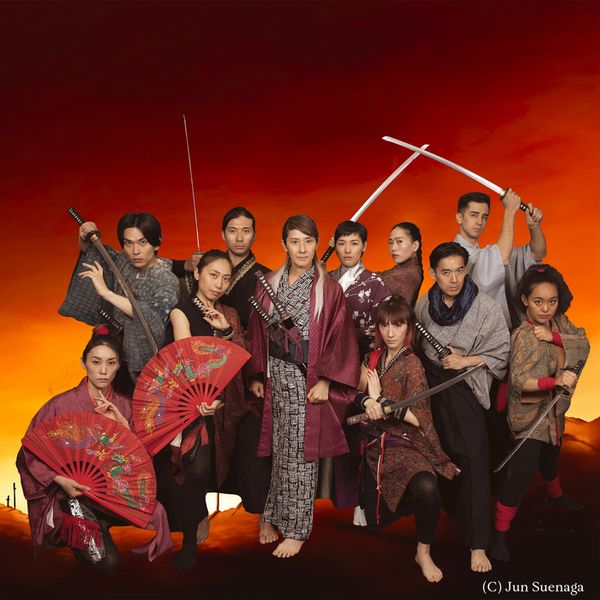 From left, MK Haresign, Taiju Nakane, Shieri Yamafuji, Norihiro Maruta, Kyo Kasumi, Akiko Fujiwara, Yuriko MIyake, Eureka Nakano Grimes, Milai Taguchi, Gen Parton-Shin, & Rina Majima. Photo by Suenaga 1