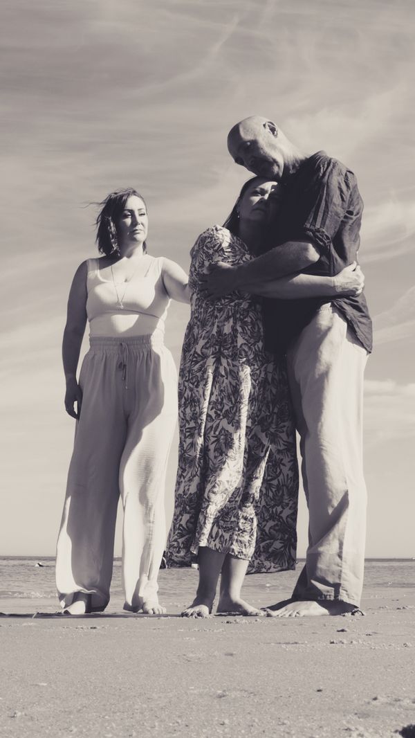 Robyn Brookes stars as Julieana Smithton, a woman battling early onset dementia 3