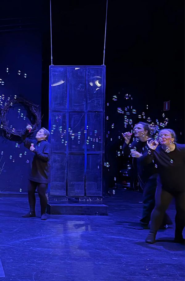 Snapshot from on stage 4