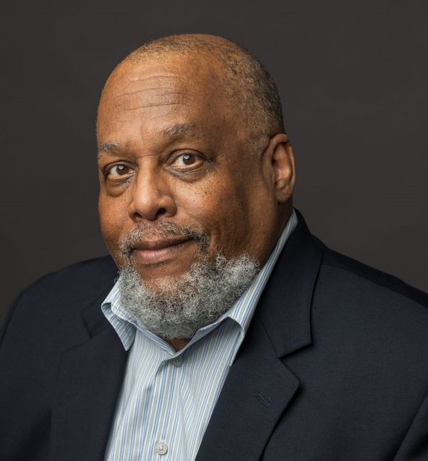 Dan and Dave as Dueting Santas Official website: https://www.dmsentertainments.com/event-details/together-dan-and-dave-duet #chicagomusic 3