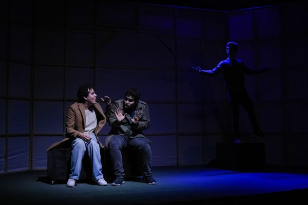 Colectivo   xodo Teatro presenta CUERDAS de B  rbara Colio bajo la direcci  n de Erick Alday en el Teatro Sergio Maga  a.    2, 3, 9 y 10 de abril   20h | Teatro Sergio Maga  a 1