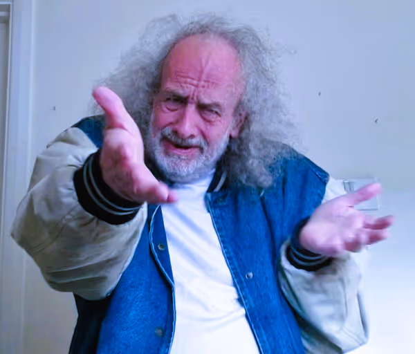British Charlie is talking to you! (Actor Kevin Short) 2