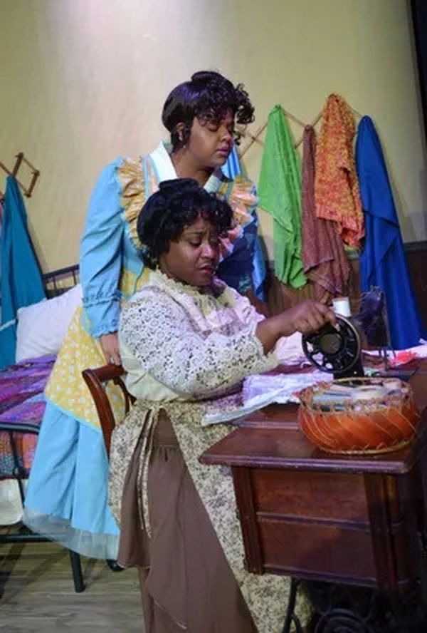 Esther (Nakeisha McGee) is stitching away on INTIMATE APPAREL for a client in the opener for Season 42 at Carpenter Square. 6