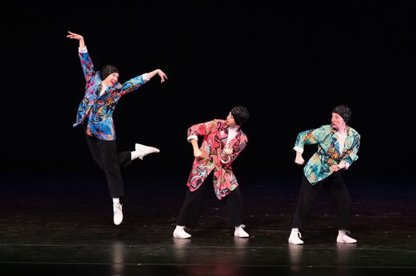 Gleefully absurd, WEED OH NO! lives between dance, clown, comedy, and theater, inviting audiences into the Seaweed Sisters    house bubble, alive with sound. The trio speaks in rhythm, tone, and timin 3