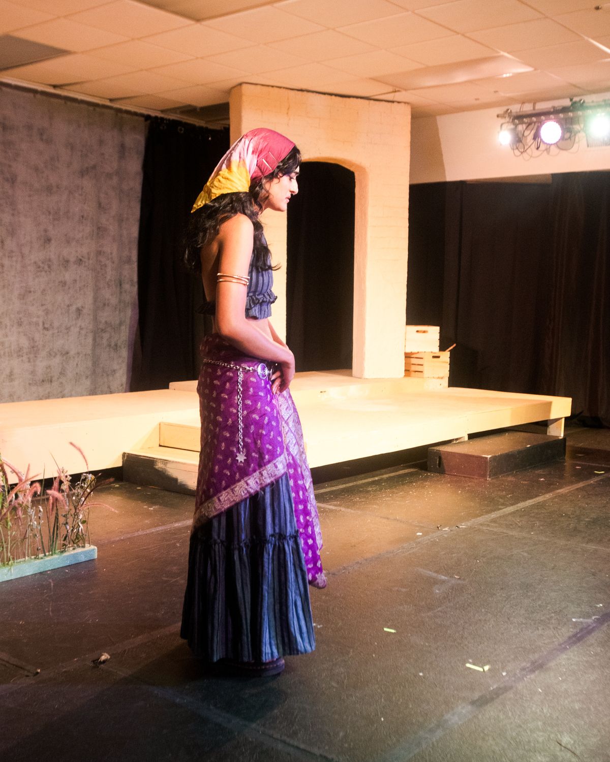 Mantra Rostami as Tzipporah