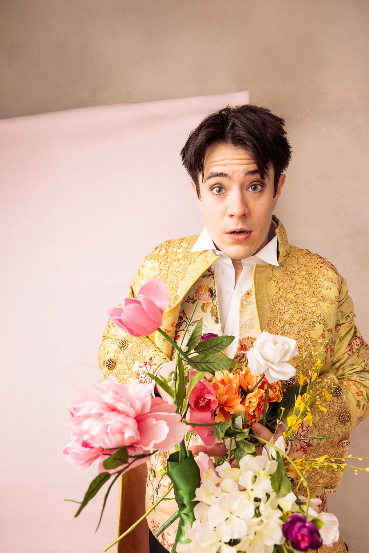 Rob B. Kellogg. The Triumph of Love at The Huntington, Written by Marivaux, Translated by Stephen Wadsworth, Directed by Loretta Greco. The Huntington Theatre, March 7 - April 6, 2025. Photo by Nile H Rob B. Kellogg. The Triumph of Love at The Huntington, Written by Marivaux, Translated by Stephen Wadsworth, Directed by Loretta Greco. The Huntington Theatre, March 7 - April 6, 2025. Photo by Nile H
