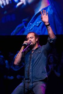 GLIDE Annual Holiday Jam: Rise Up For Change