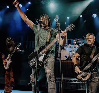 Three Days Grace, I Prevail & The Funeral Portrait at Walmart AMP