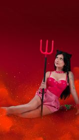 Saaniya Abbas - Hellarious show poster