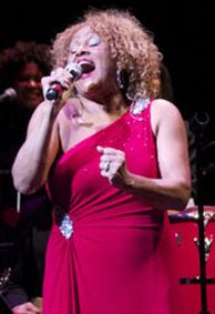 A Darlene Love Christmas: Love for the Holidays show poster